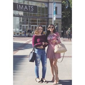 Meet your Posher, Desiree